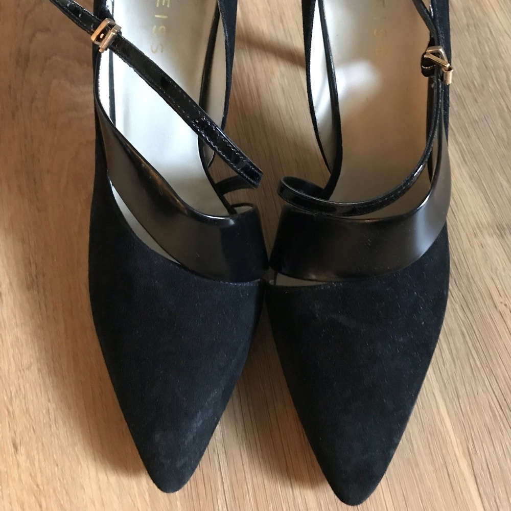 Excellent condition Reiss black suede bootie pumps